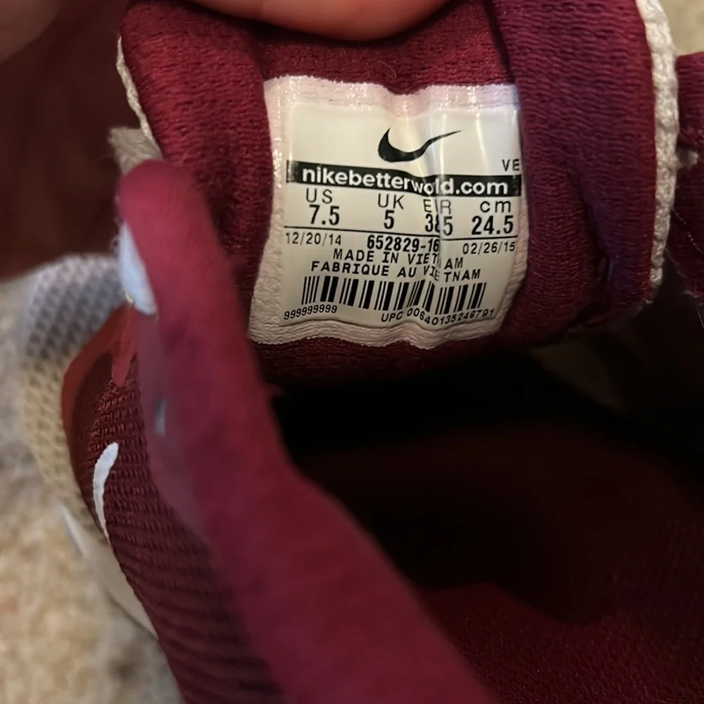 Nike zoom fly running shoes - Picture 4 of 4